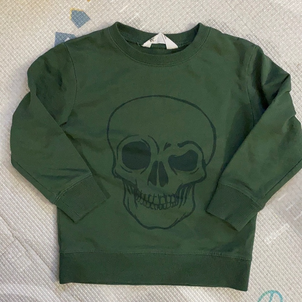 Boys H&M skull sweatshirt